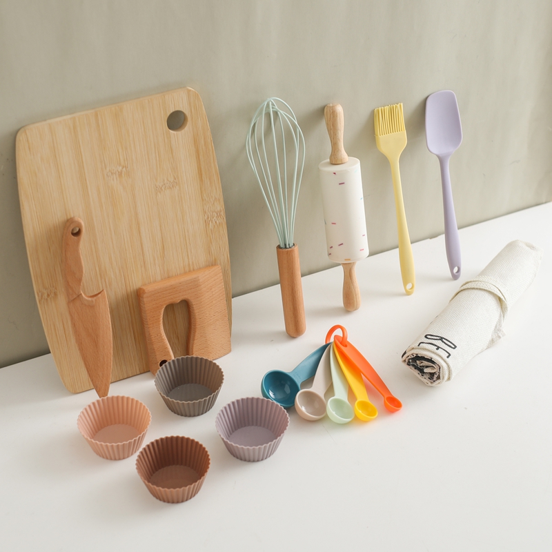 Montessori Kids Play Kitchen S - Home Cooking Game recensione e prezzo
