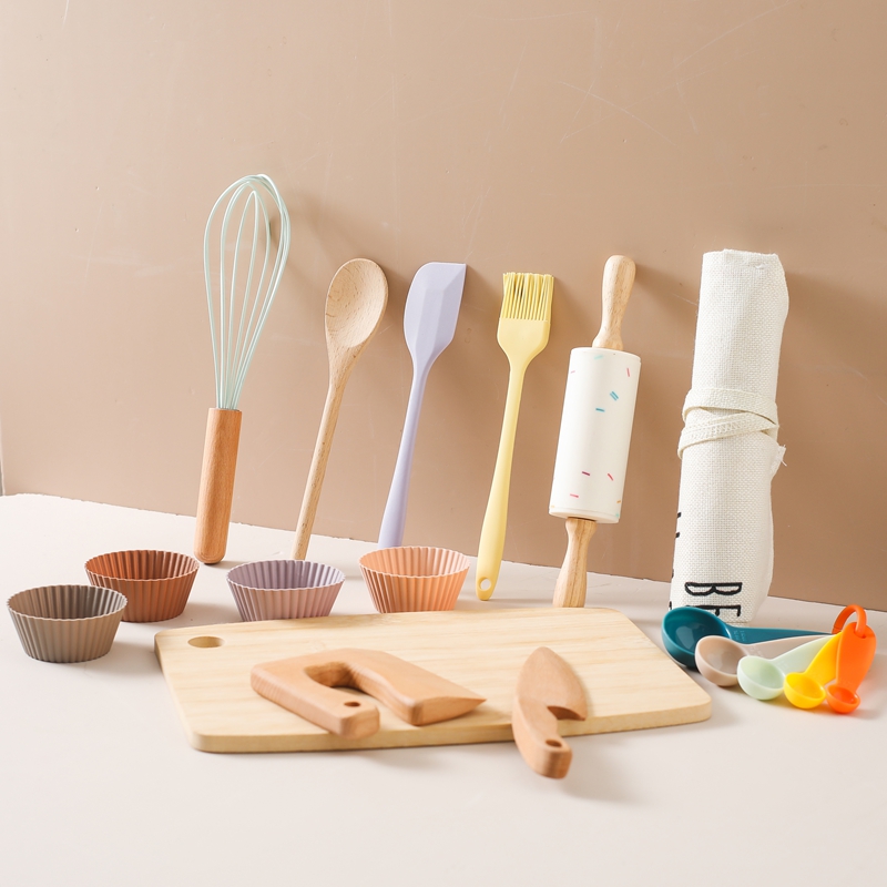 Montessori Kids Play Kitchen S - Home Cooking Game recensione e prezzo